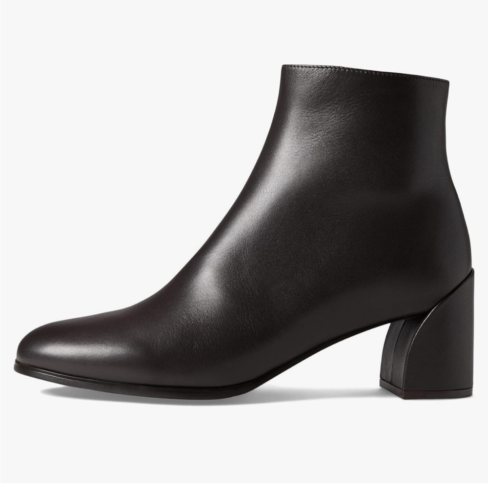 Vaneli Booties- Brown